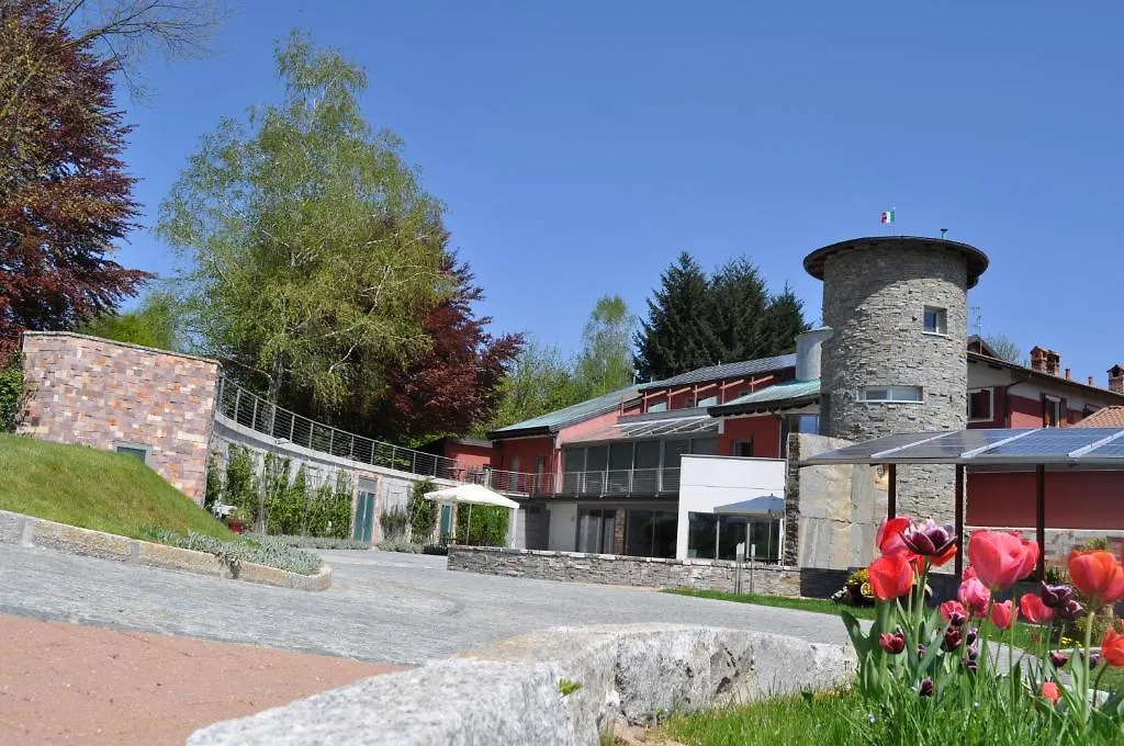 Oda ve Kahvaltı Le Pinete Design Bed And Breakfast Viggiù
